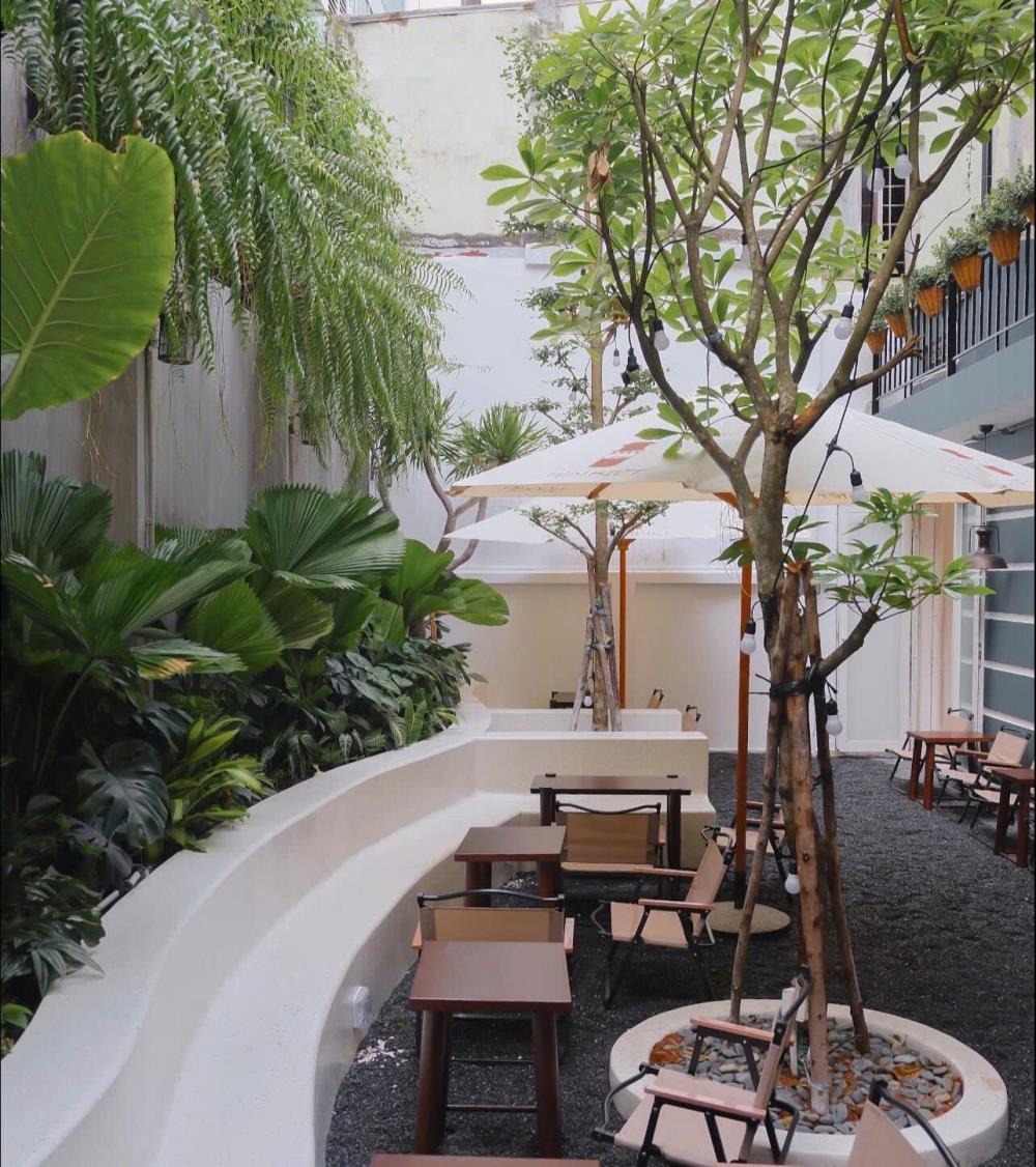 Bán Biệt Thự Mặt Tiền Ngô Bệ, Tân Sơn Nhất - Vị Trí Đắc Địa, Kinh Doanh Sầm Uất