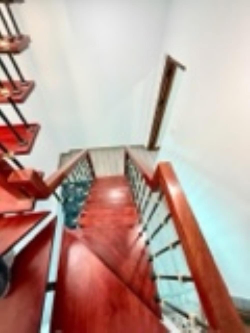 Nhà Mới Full Nội Thất, Hai Bà Trưng - Giá 5.7 Tỷ, Vị Trí Đắc Địa