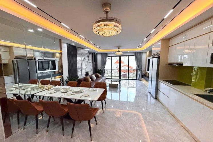 BÁN NHÀ NGỌC THỤY – 48M² X 6 TẦNG, Ô TÔ ĐÕ CỬA FULL NỘI THẤT CAO CẤP