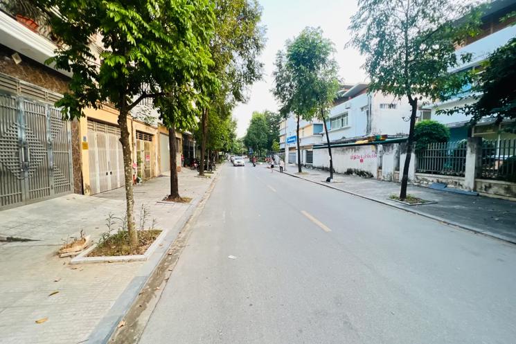 Bán Liền Kề KĐT Văn Phú- Hà Đông 96mx4 tầng, VỈA HE- GARA- Ô TÔ TRÁNH-KINH DOANH ĐỈNH 25 tỷ