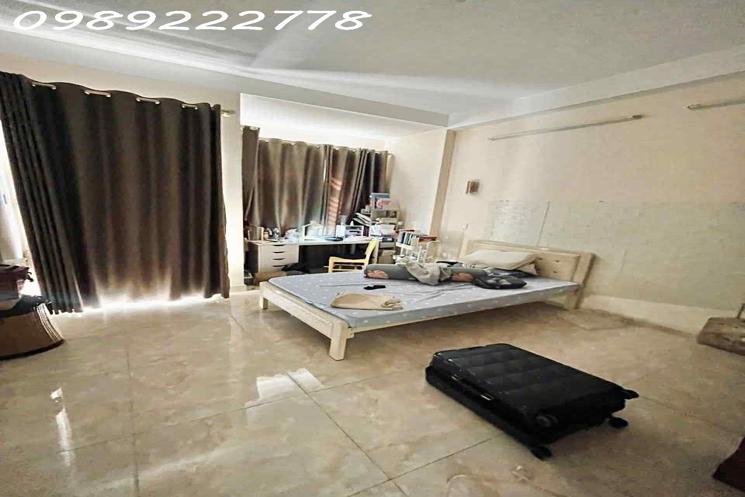 MẶT TIỀN ĐƯỜNG KHU VIP P1 - SÁT VÁCH Q1 - 4 TẦNG BTCT 5PN 5WC - THÔNG SỐ VÀNG NỞ HẬU 4.25 NỞ HẬU