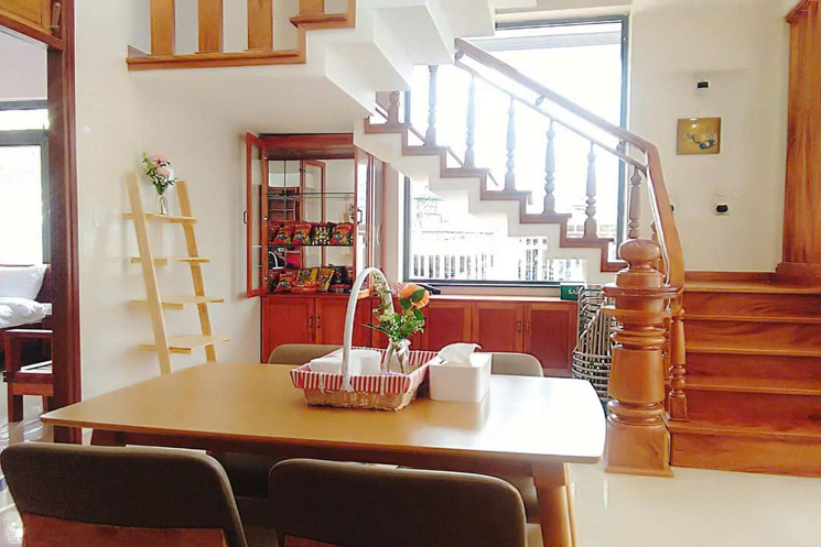 CHO THUÊ VILLA SÂN VƯỜN NGÔ TẤT TỐ P8 ĐÀ LẠT - 6PN, FULL NỘI THẤT - 23 TRIỆU/THÁNG