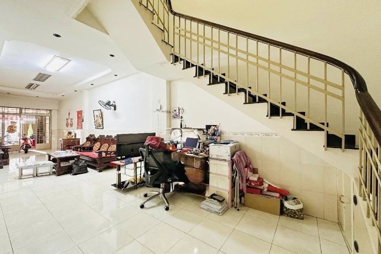 QUÁ GẤP GIẢM SÂU 7 TỶ MTKD NGUYỄN TRỌNG TUYỂN  PHÚ NHUẬN