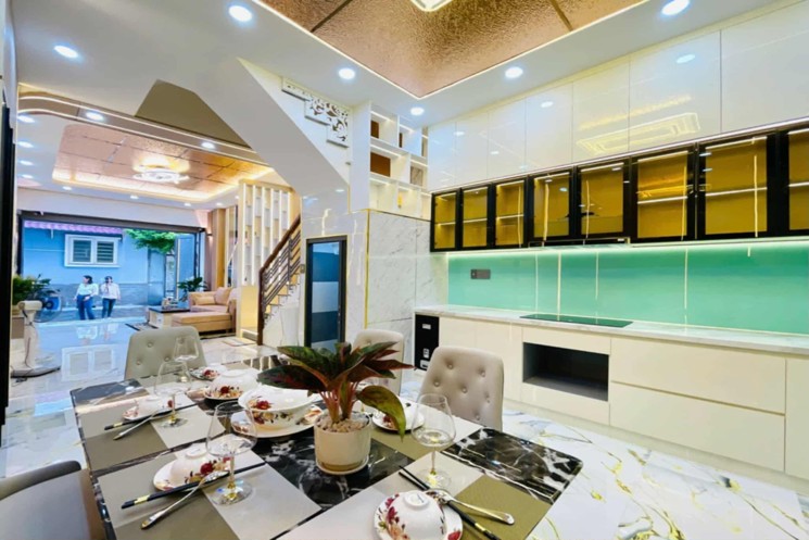 Nhà Hẻm Ôtô Đường Huỳnh Văn Nghệ Phường 15 Tân Bình Cũ