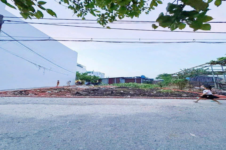 ĐẤT ĐẸP (10.5x17) SAU KHO BẠC – LÊ THỊ RIÊNG, Q.12 – CÁCH UBND 300M