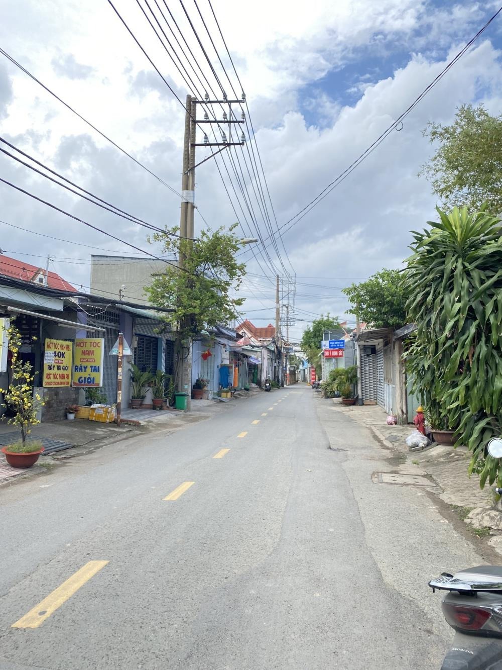 Bán Nhà Quận 9, 100m² Gần Nguyễn Duy Trinh, Giá 5.4 Tỷ