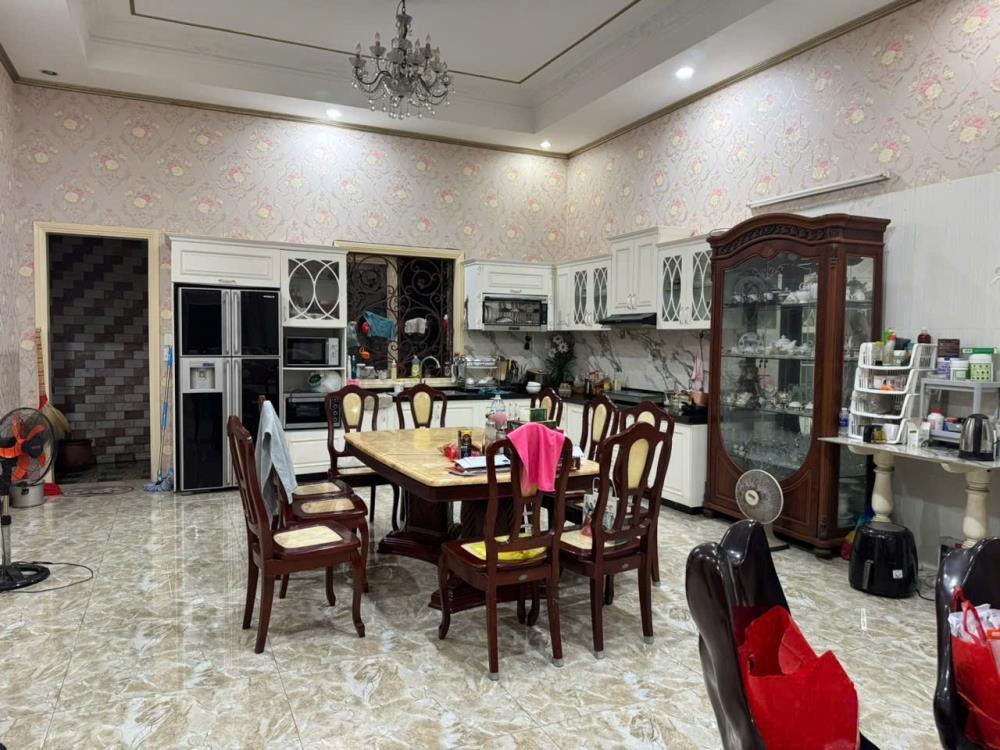 Bán Gấp Biệt Thự 2 Mặt Tiền Lê Quang Định - 39 Tỷ