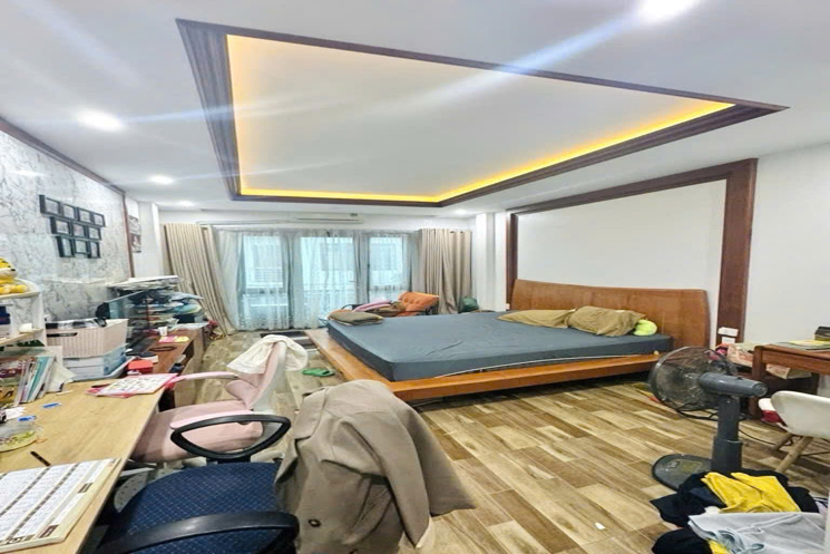 🔥🔥🔥NHÀ LẠC THỊ- #Ô TÔ TẢI ĐỖ CỬA- #NGÕ THÔNG,-GẦN SÁT KHU GA HÀ NỘI ĐANG HÌNH THÀNH- #TƯƠNG LAI