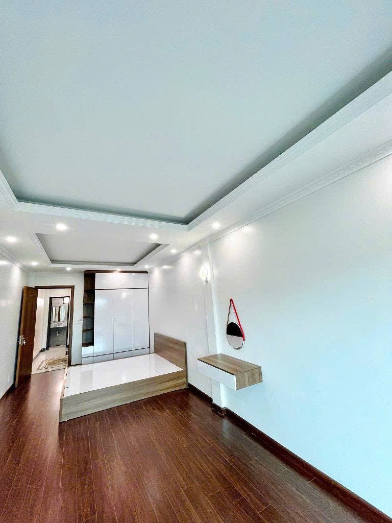 Bán nhà đường Trương Định - 10m ô tô tránh - Lô góc - Full nội thất - Giá 9.3 tỷ