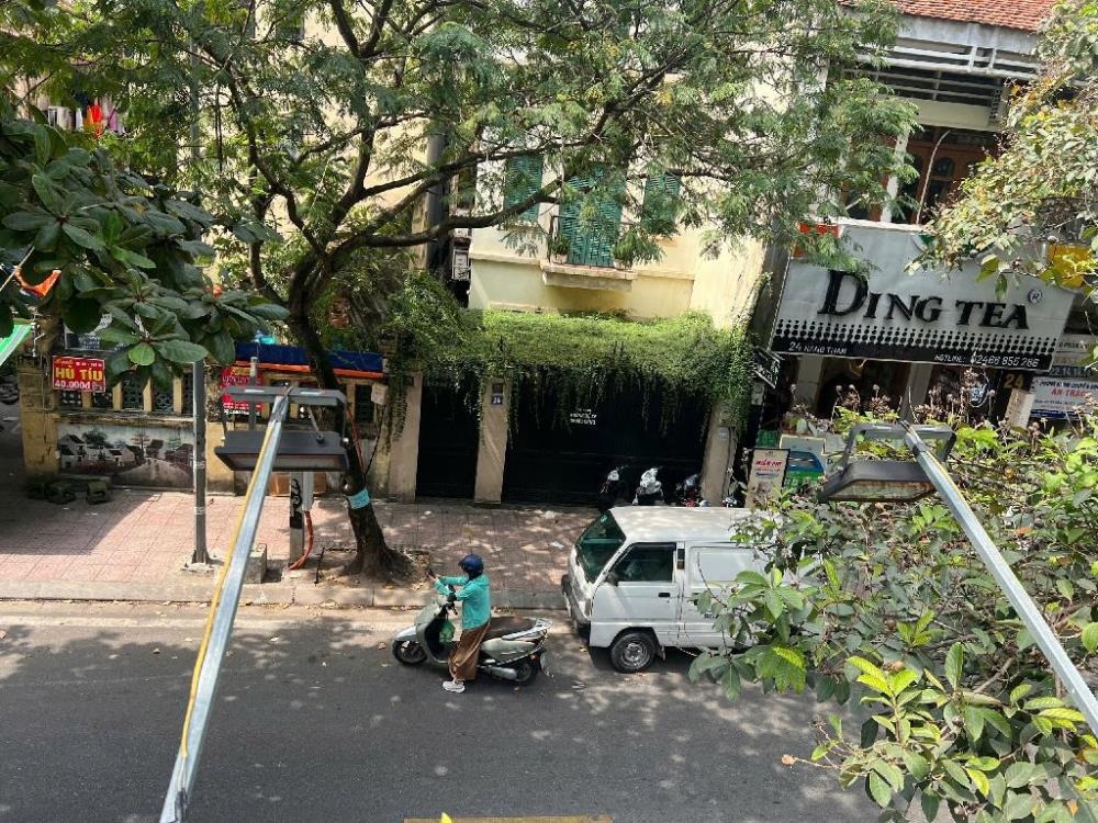 Nhà Mặt Phố Cổ Ba Đình 135m² - Vị Trí Vàng, Kinh Doanh Đỉnh Cao