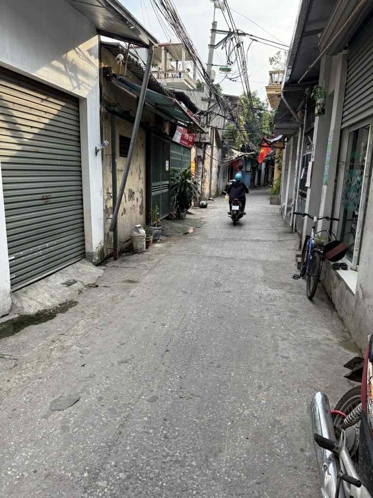 Bán nhà Phố Minh Khai, Quận Hai Bà Trưng - 31m2, 3 Tầng, Giá 4 Tỷ
