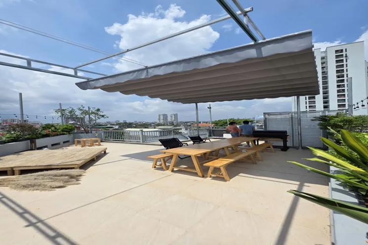 BÁN NHÀ MẶT PHỐ KINH DOANH  Gia Quất 85m2 X 6 tầng mặt tiền 10m, 28 tỷ Long Biên