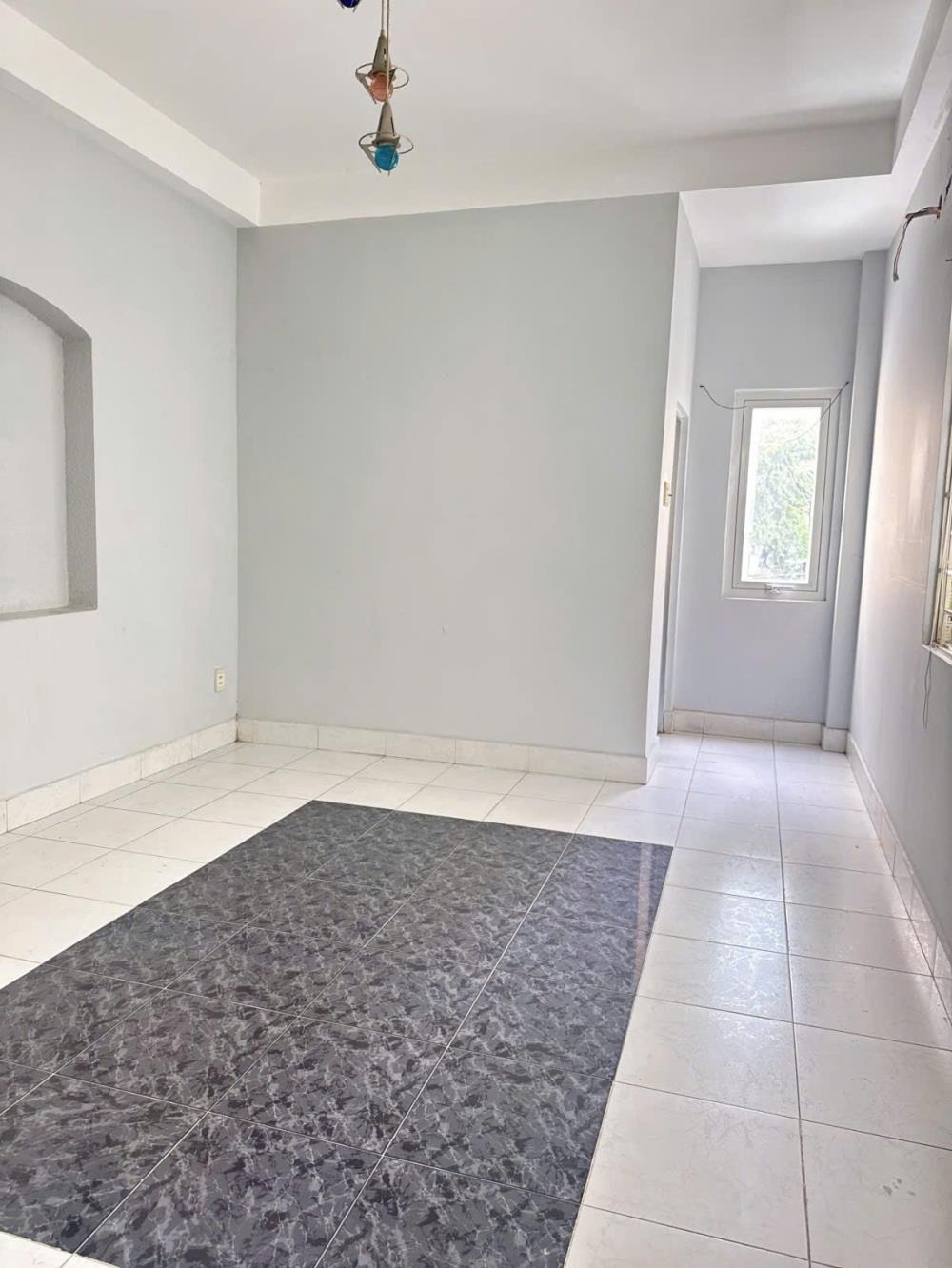 Bán Nhà HXH Trần Nhân Tôn, Quận 5 - 50m2, 4 Tầng, Giá 11 Tỷ + Full Nội Thất