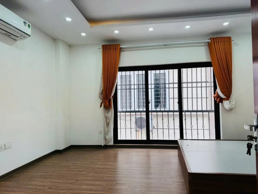 Bán Nhà Hồ Tùng Mậu Lô Góc 35m² - 5 Tầng, Mặt Ngõ, Kinh Doanh Tốt