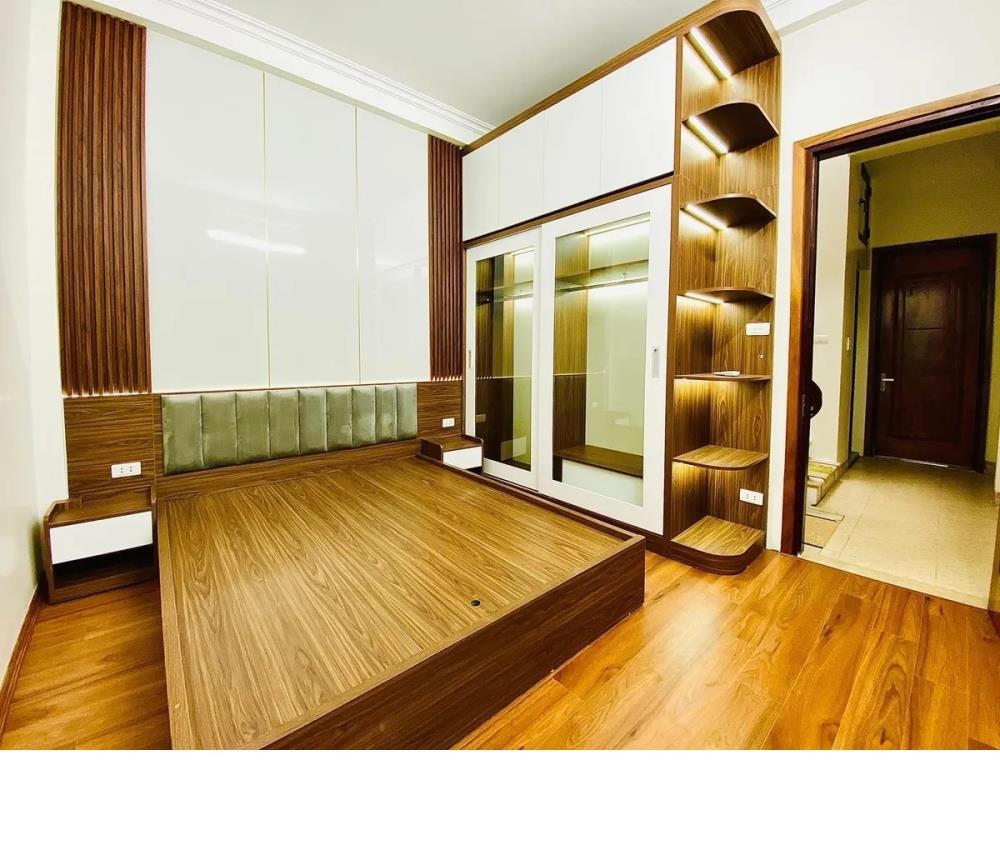 Bán Gấp Nhà 5 Tầng Kim Giang - Thanh Xuân | 44m² - 9.28 Tỷ | Ô Tô Đỗ Cận Nhà