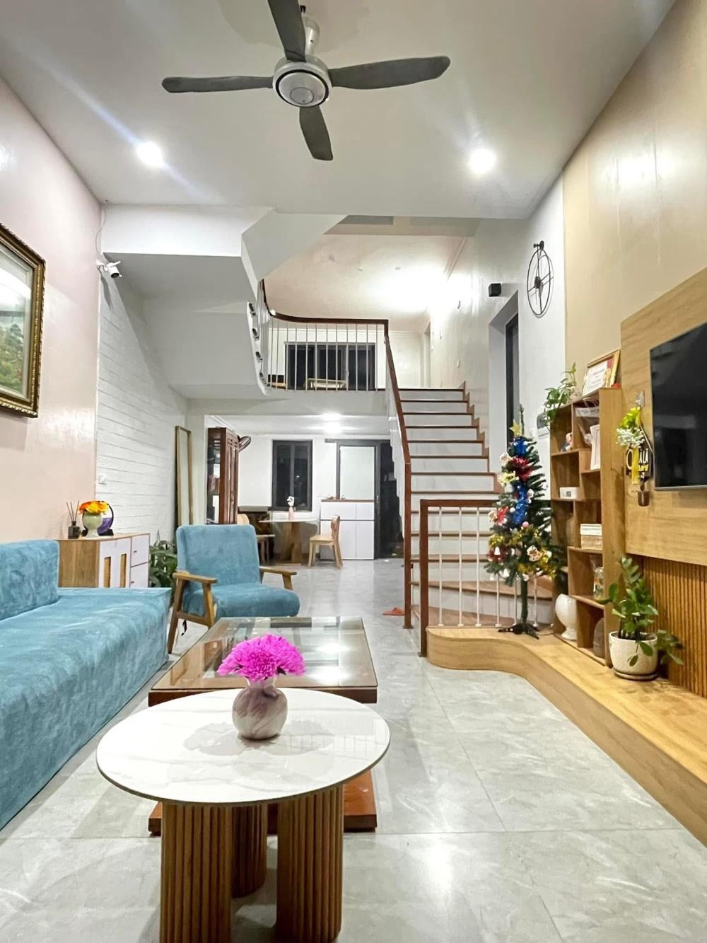 Bán nhà phố Kim Ngưu, Hai Bà Trưng - 40m2 x 5 tầng - Full nội thất - Giá tốt