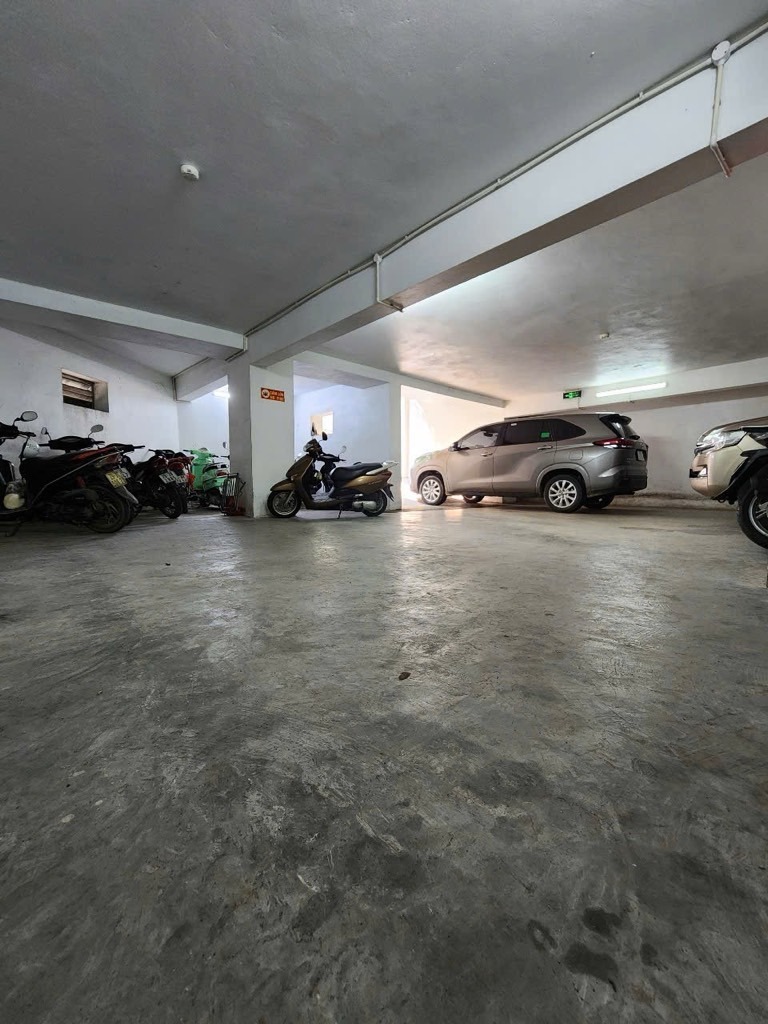 Bán nhà mặt phố Thọ Tháp, Cầu Giấy - 210m2, 7 tầng, Lô Góc 3 Mặt Tiền - 153 tỷ