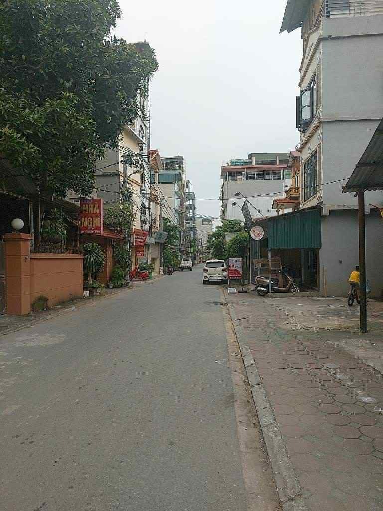 Bán Nhà Mặt Phố Trâu Quỳ Gia Lâm - Đối Diện Học Viện Nông Nghiệp - Mặt Tiền 8m