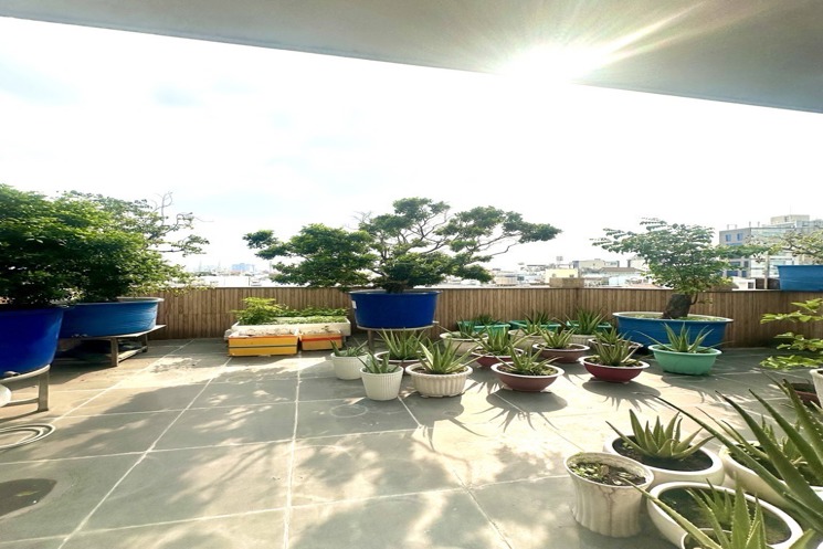 CĂN GÓC 2 MẶT HẺM – CHDV FULL NỘI THẤT – THANG MÁY – DÒNG TIỀN 70TR/TH – TÂN BÌNH – 160M² – 21.X