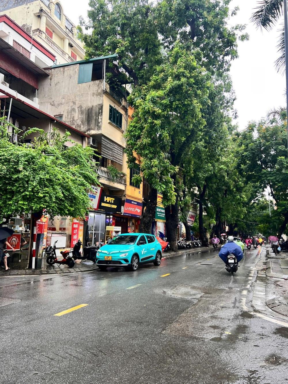 Khuất Duy Tiến - Siêu phẩm vỉa hè kinh doanh 70m2 - Giá 6.8 tỷ