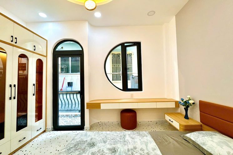 HIẾM! NHÀ ĐẸP SÁT MT PHÚ NHUẬN 27M2 - NHỈNH 5 ĐỒNG