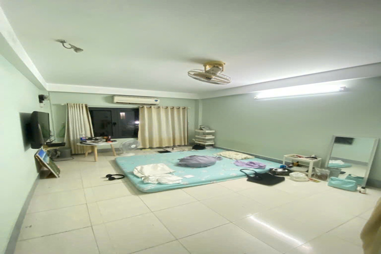 GIẢM TỪ 9,5 CÒN 8,9 TỶ SIÊU PHẨM CHDV NGAY KHU ẨM THỰC PHAN XÍCH LONG DT 30TR/THANG