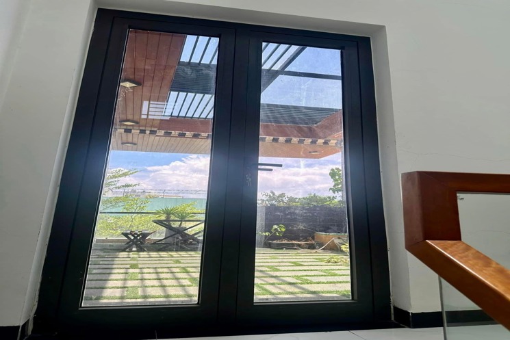 Cần Bán Nhà 3 tầng 1 tum mặt tiền Hoà Minh giá chỉ 5tỷ nhỏ
