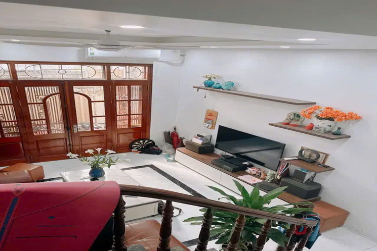 BÁN NHÀ QUANG LÃM - HÀ ĐÔNG 42M, KCBT, MT 4M, Ô tô nhỏ qua nhà, GẦN PHỐ, FULL NỘI THẤT 5.6 TỶ