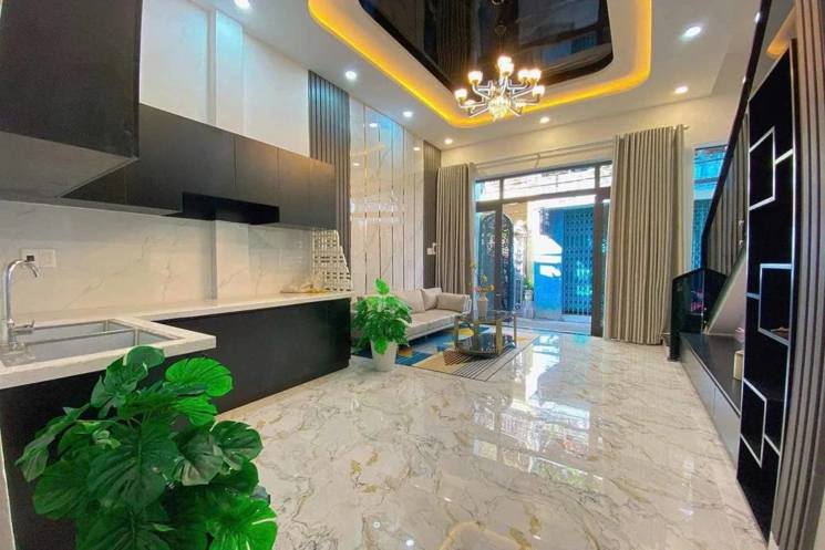 *NHÀ KIỆT HOÀNG DIỆU - 3 TẦNG - FULL NỘI THẤT - VÀO Ở NGAY - GIÁ 4,65 TỶ ĐỒNG*