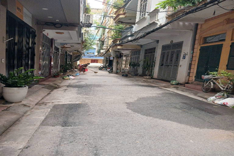 Hàng hiếm Nhà Tây Hồ 35m, 5tầng, siêu hiếm, 2 thoáng, ô chờ thang máy, oto đỗ cửa, Nhà xây chắc