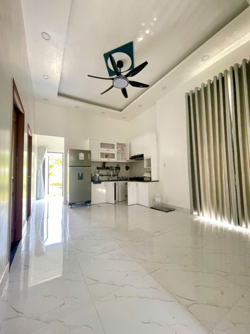 Nhà Vườn View Kênh Củ Chi - 1700m2, 3PN, Giá 8.5 Tỷ