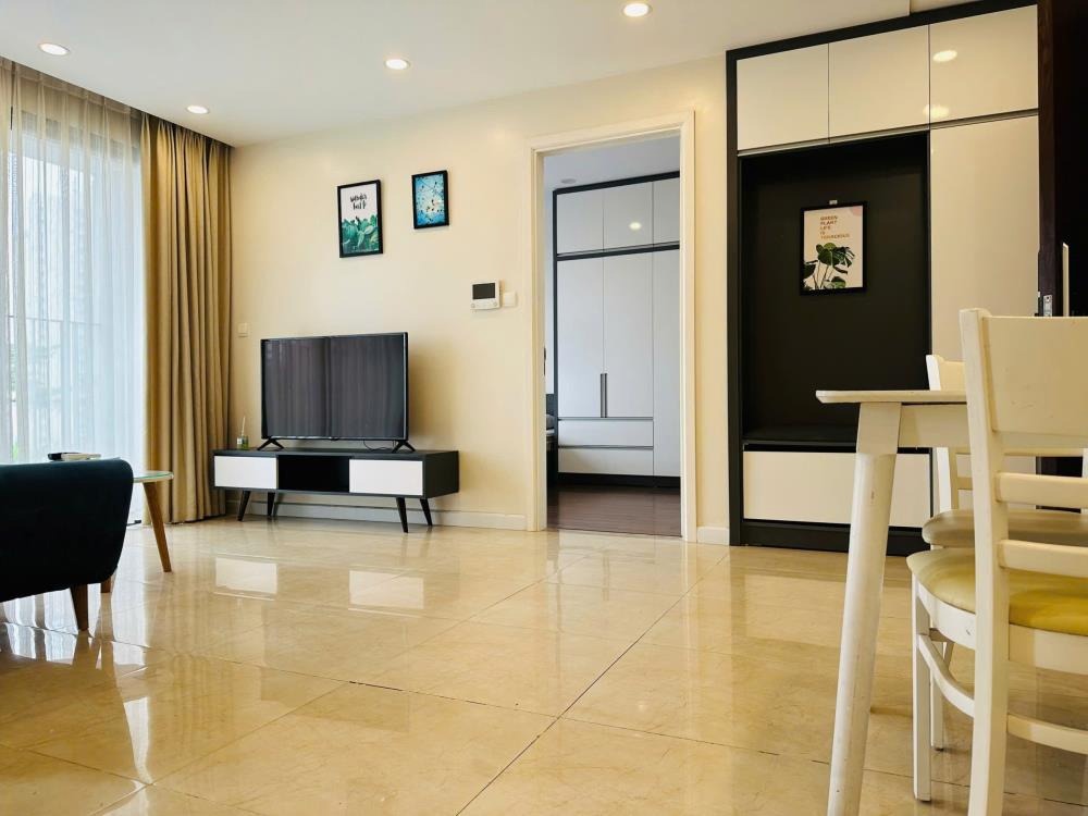 Bán Căn Hộ 2PN Vinhomes D’Capitale - Full Nội Thất - Giá 8.x Tỷ