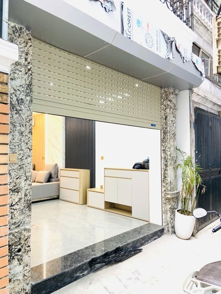 Nhà Đẹp 6 Tầng, Thang Máy, Full Nội Thất - Đội Cấn, Ba Đình - Giá 15.2 Tỷ