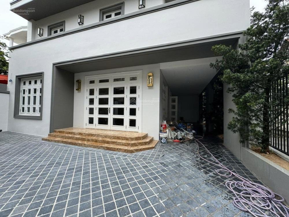 Biệt Thự Góc 2 Mặt Tiền Thảo Điền - Vị Trí Độc Tôn, Giá Tốt