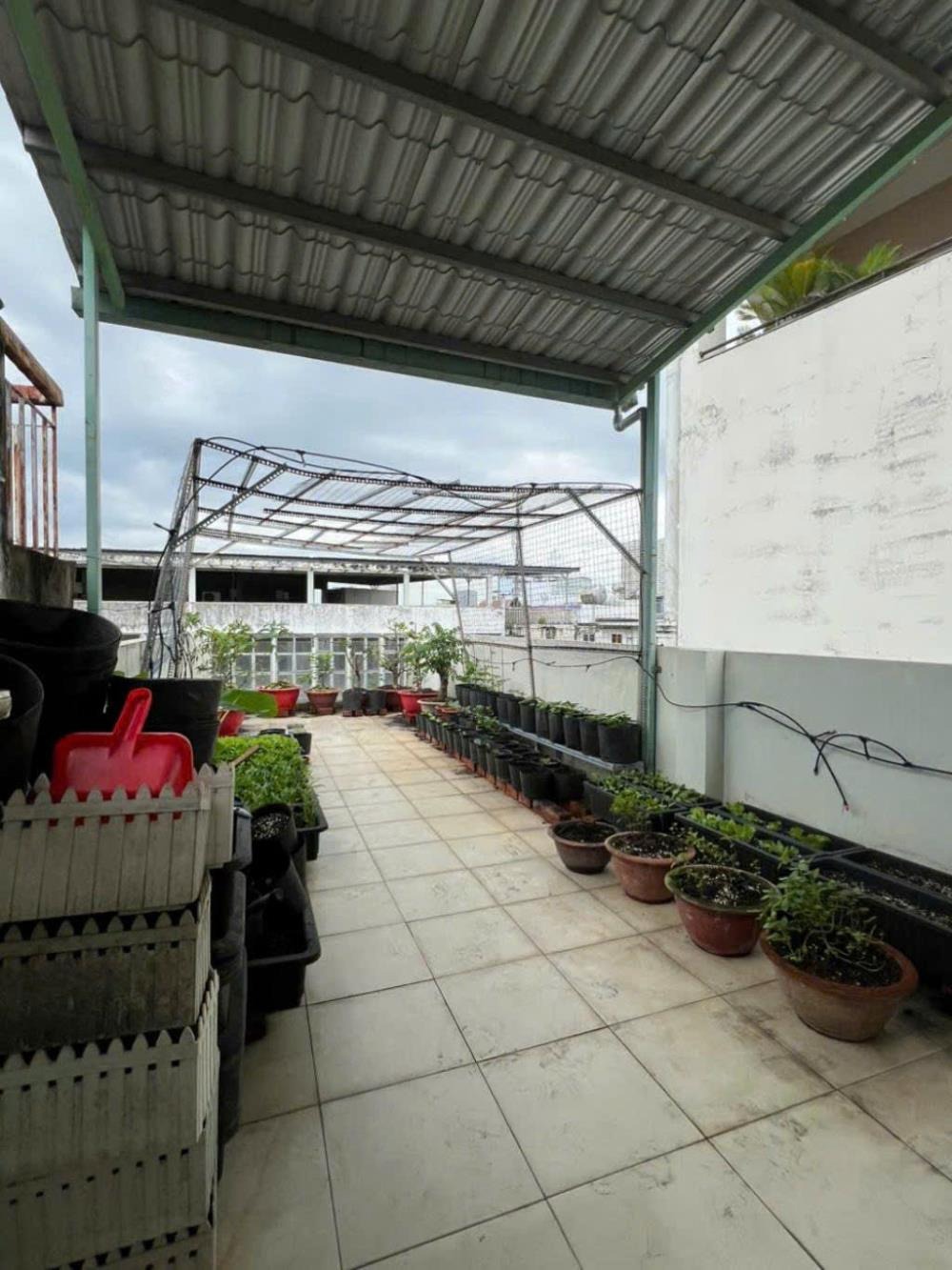 Mặt tiền Cao Xuân Dục, Quận 5 - 4 Tầng - 11 Tỷ - Vị Trí Kinh Doanh
