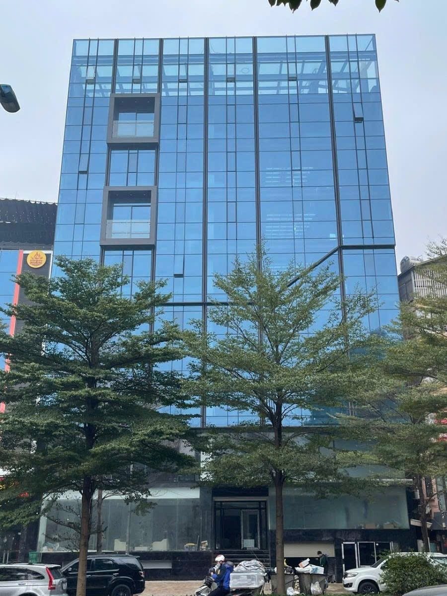 Bán Tòa Office Tây Hồ - 290m2, Mặt Tiền 15m, 2 Mặt Đường - Giá 126 Tỷ