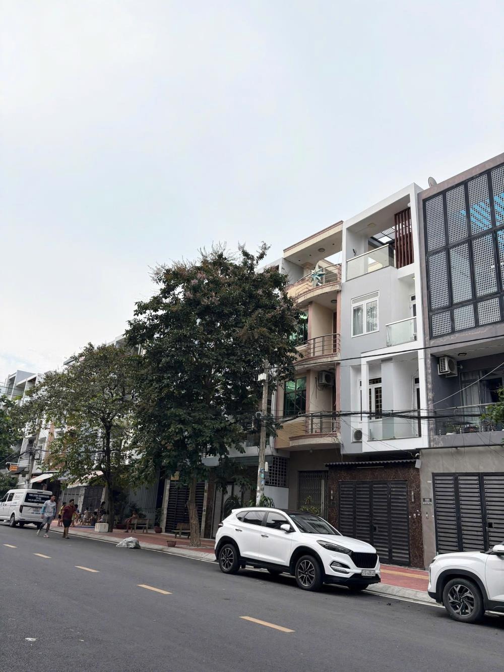 Nhà Mặt Tiền Quận 8 - 4 Tầng, 20m - Gần ParcMall - Giá 14 Tỷ