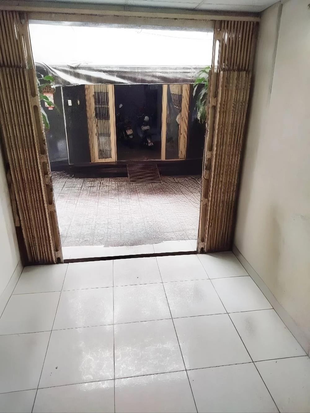 🏡 Bán Nhà 2 Mặt Hẻm Quận 10 - 6 Tỷ Thương Lượng 🏡