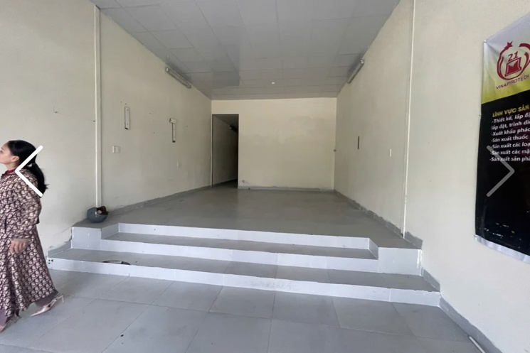 Nhà cấp 4 mặt tiền Nguyễn Xuân Hữu . DT:118m , ngang 5m