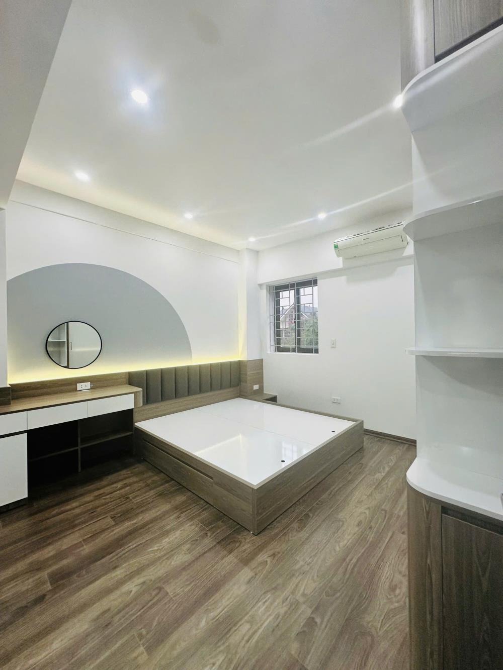 Bán Căn Hộ 3PN Linh Đàm - CT4B X2 - Full Nội Thất - Sổ Đỏ Chính Chủ