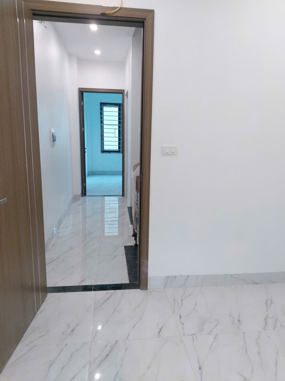 Nhà Đa Sỹ Thiết Kế Lệch Tầng 4 Tầng - 6 Phòng - Giá 6.9 Tỷ
