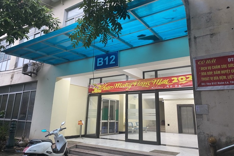 CĂN HỘ B12 XUÂN LA-2 NGỦ-NỘI THẤT ĐẸP -THANG MÁY - Ở CỰC SƯỚNG_ TẦNG 3 – 42,6/49M2 – 4,5 TỶ
