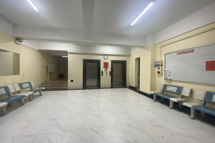 CĂN HỘ B12 XUÂN LA-2 NGỦ-NỘI THẤT ĐẸP -THANG MÁY - Ở CỰC SƯỚNG_ TẦNG 3 – 42,6/49M2 – 4,5 TỶ