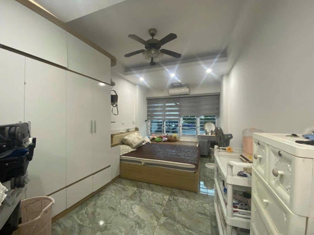 Nhà Đẹp Đỗ Nhuận 32m² - 5 Tầng - 7.7 Tỷ - Ngõ 4m - Gần Công Viên Hòa Bình