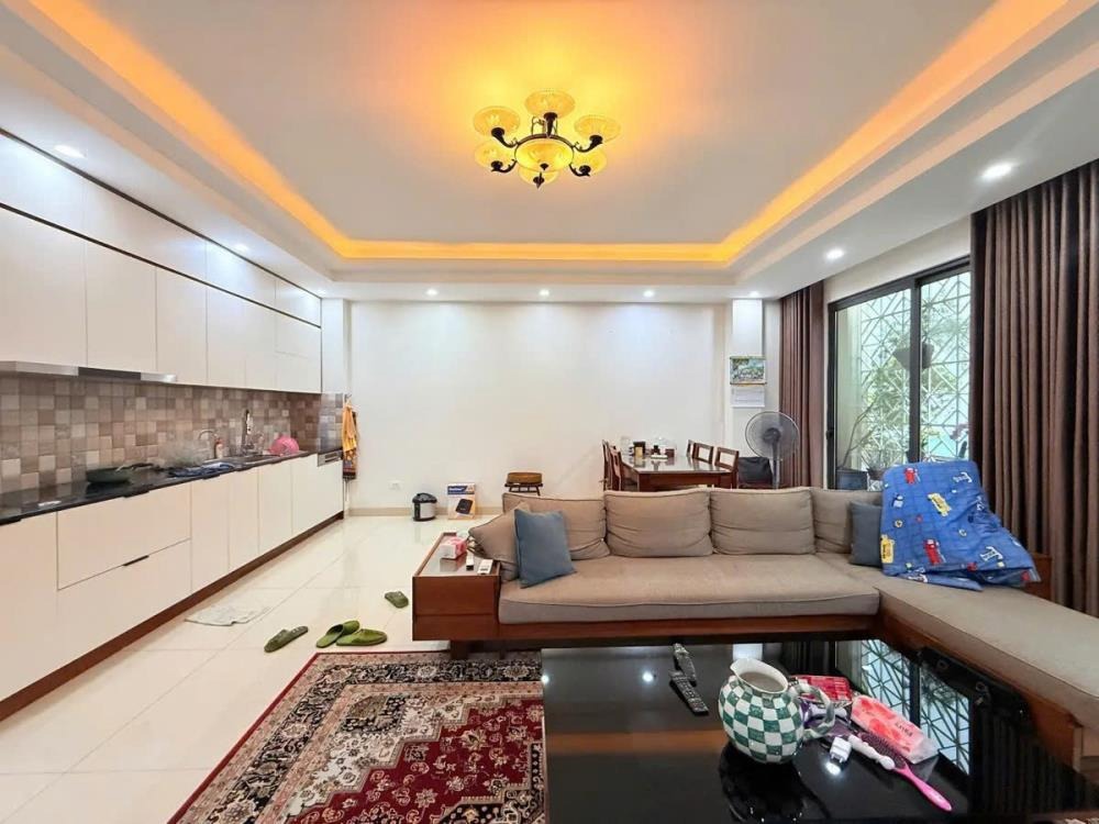 Nhà Phân Lô Trần Kim Xuyến - 79m² - 5 Tầng - 35 Tỷ