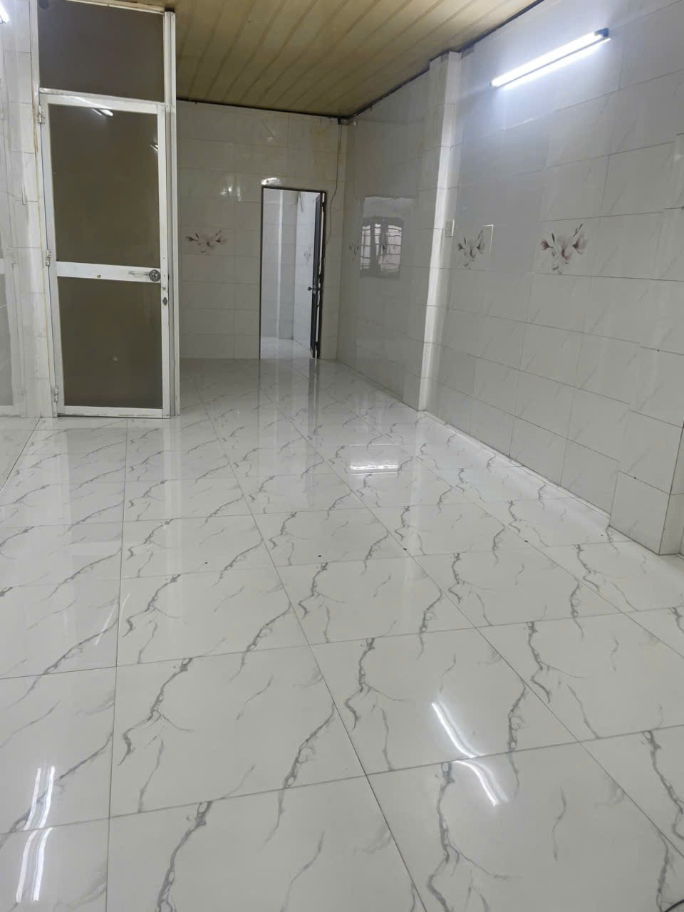 Nhà Mặt Tiền Quận 11 - 11.8 tỷ - Vị Trí Vàng, Tiềm Năng Kinh Doanh