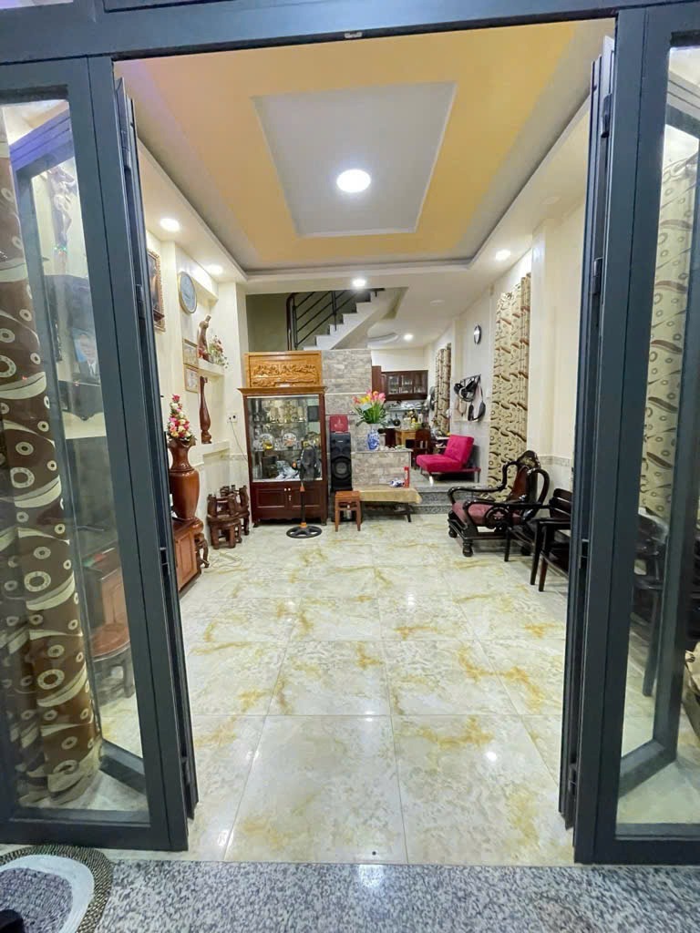 Nhà 4 Tầng, 4 PN, Quận 8 - Giá 5 Tỷ Thương Lượng