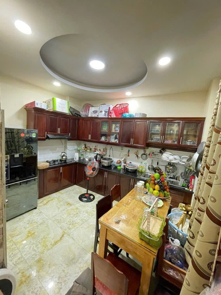 Nhà 4 Tầng, 4 PN, Quận 8 - Giá 5 Tỷ Thương Lượng