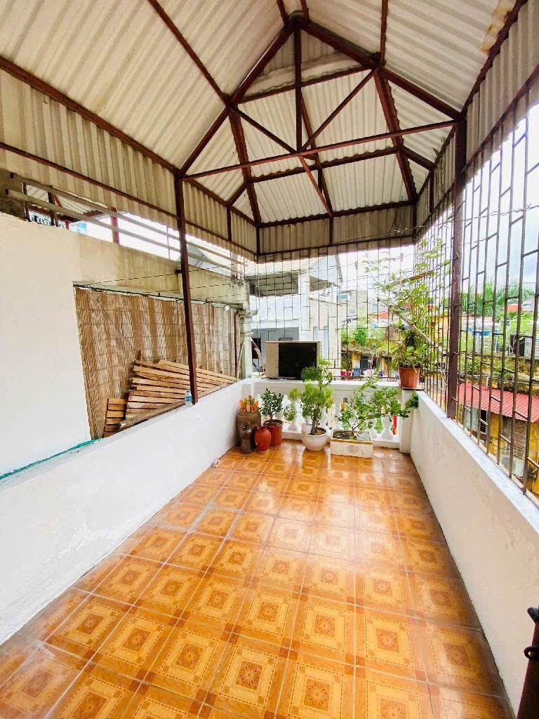 Bán nhà Tôn Đức Thắng, Đống Đa - 4.85 tỷ - Ô tô đỗ cửa, gần phố