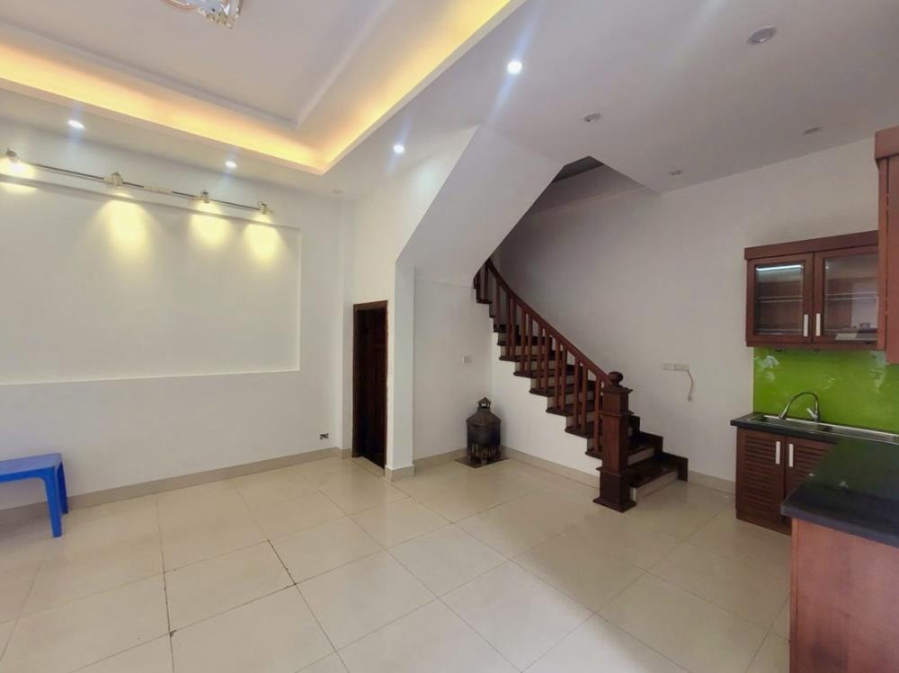 🏠 Siêu phẩm lô góc Trường Chinh - 5 tầng, Gara, Ngõ Ô Tô - 13.5 tỷ